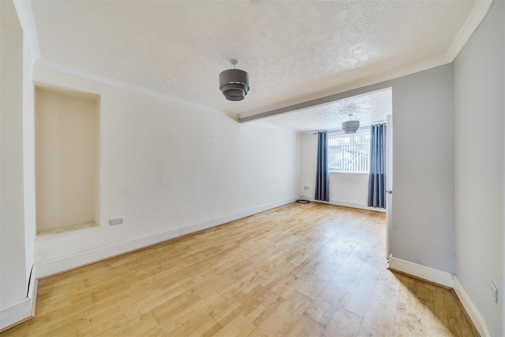 Heol Gerrig, Treboeth, Swansea, SA5 9BP